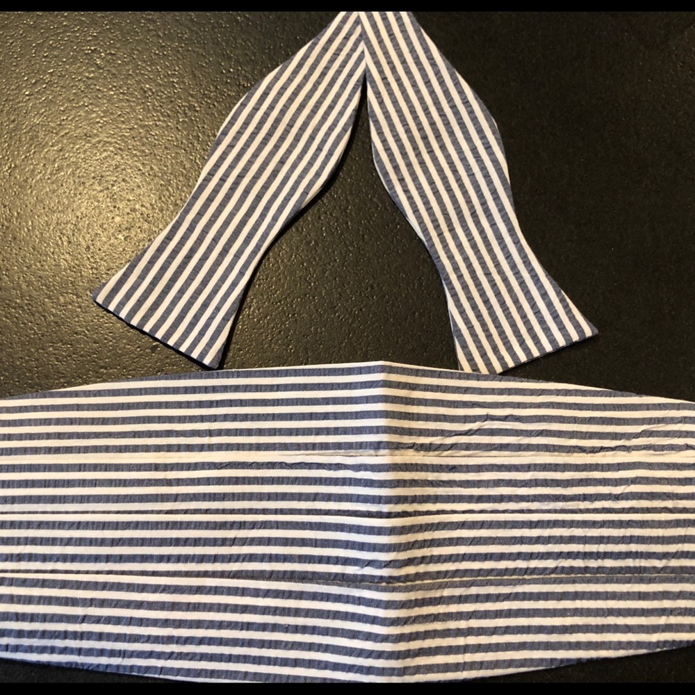 NWT Blue and white seersucker bowtie + Cummerbund